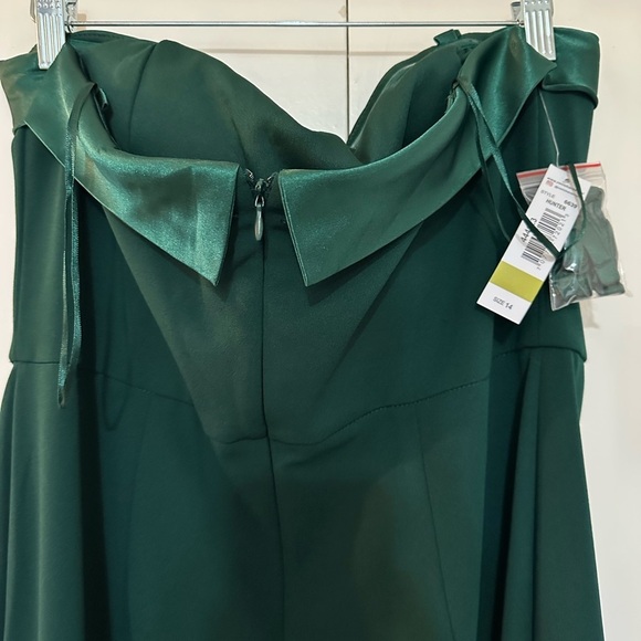 NWT R&M Richards Gown Women 14 Green Bow Front Column Maxi Dress Formal - Picture 7 of 11